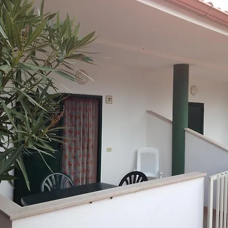 Prázdninový areál Villaggio Riviera *