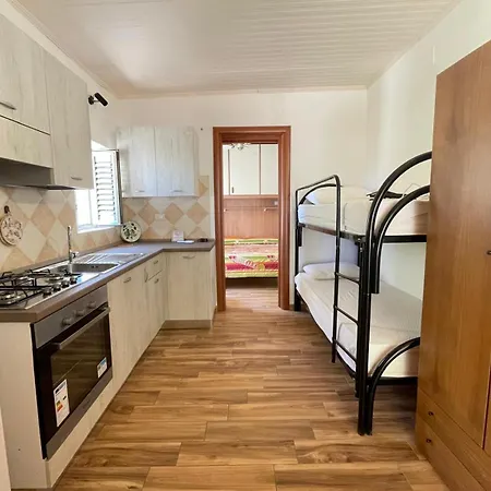 Prázdninový areál Villaggio Riviera *