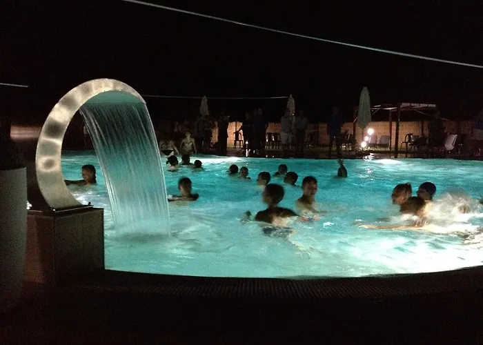 Villaggio Riviera פוצ'ה ואראנו